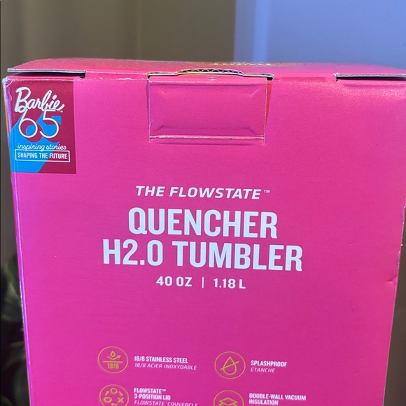 BARBIE X STANLEY 40 Oz TWIST ‘N TURN TUMBLER LIMITED EDITION UNOPENED - Picture 4 of 4